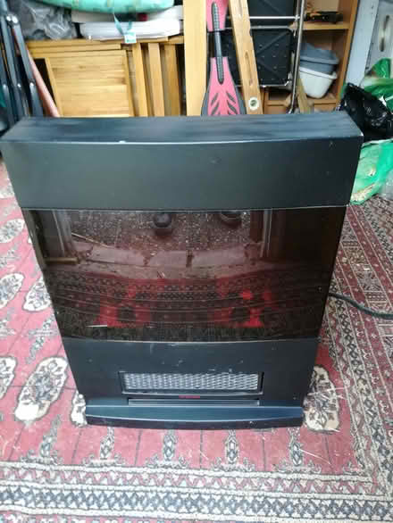 Photo of free Electric fire (Manor Farm KT14) #1