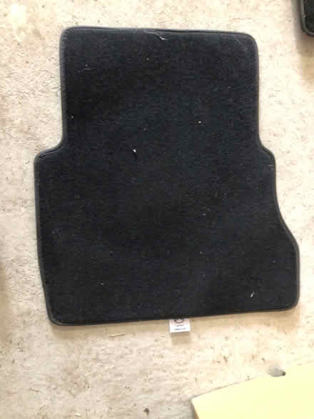Photo of free Mazda CX5 floor mats/accessories (Markham) #2