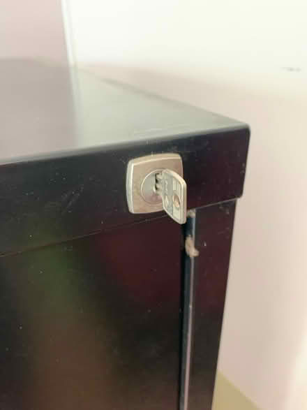Photo of free 4 Drawer metal filing cabinet (Wrington BS40) #3