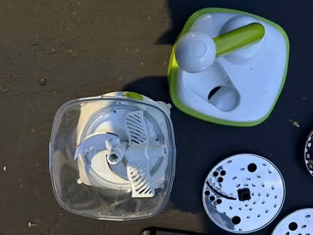 Photo of free Compact manual food processor (1075 Valencia Avenue) #2