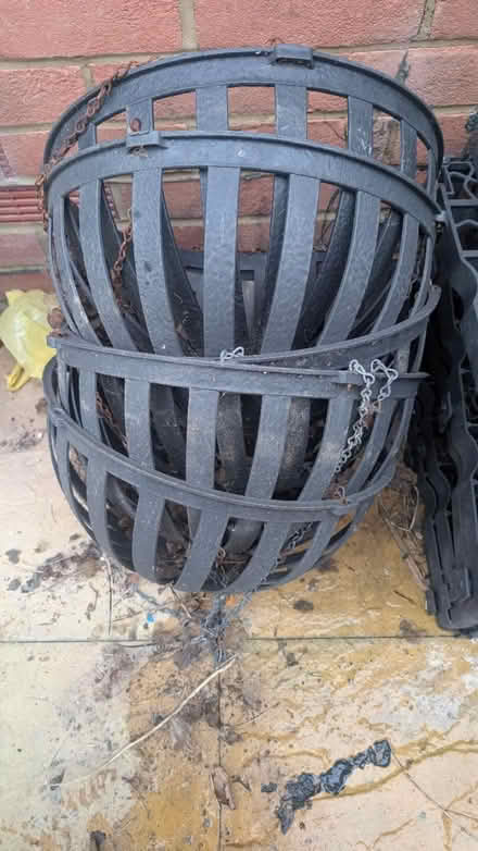 Photo of free Hanging baskets (BN27) #1