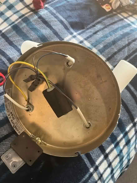 Photo of free Bathroom ceiling light (SK4 5 Heaton Chapel) #2