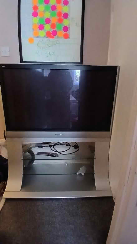 Photo of free TV (Havering Grange RM3) #1