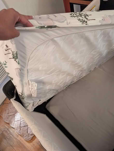 Photo of free Graco playard portable (Redwood city) #1