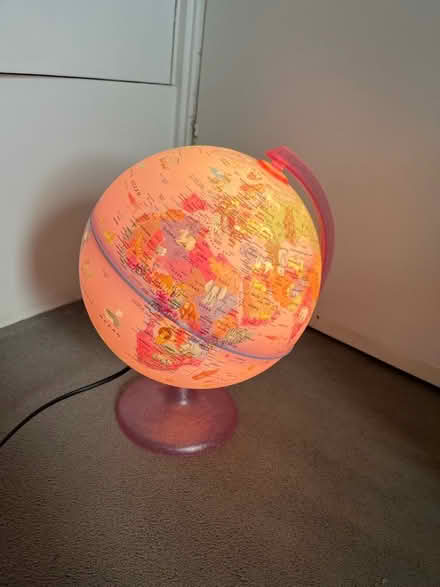 Photo of free Globe lamp (Kingsknowe EH14) #4