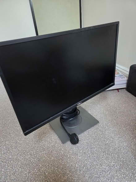 Photo of free DELL monitor (M33) #1
