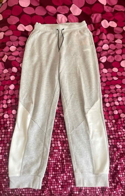 Photo of free Clothes (E17) #3