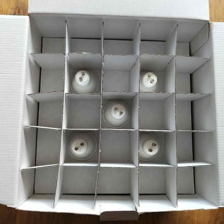 Photo of free Assorted Light Bulbs, New And Part Used (CT20) #3