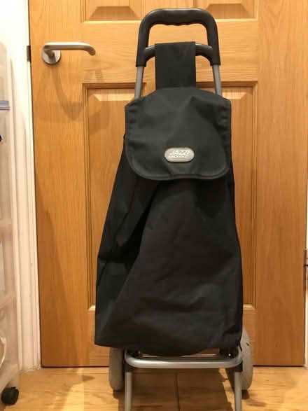 Photo of free Black wheelie shopper (Chalk Farm NW5) #1