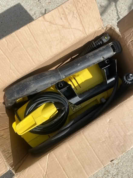 Photo of free Pressure washer (Behind Horsham train station) #2