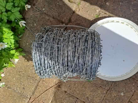 Photo of free Bucket of Barbed Wire (Oadby Near Asda LE2) #3