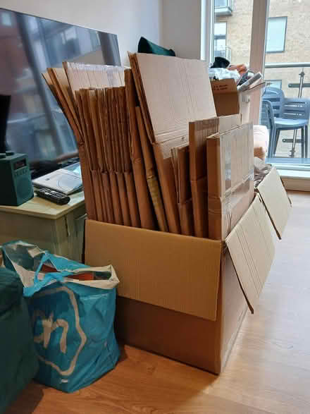 Photo of free Large box of moving boxes (E3 3gu) #1