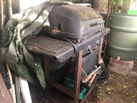 Photo of free Gas Barbecue (Winchmore Hill N21) #2