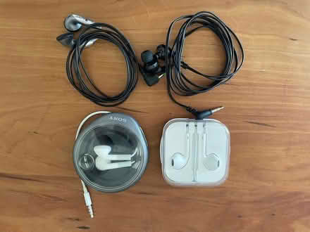 Photo of free 4 Sets Corded Earbuds iphone (North Boulder/Wonderland HIll) #1