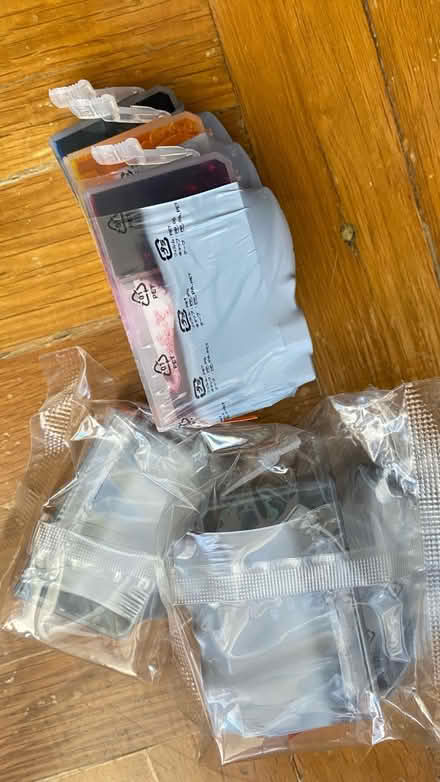 Photo of free Brand new ink for Canon printer (Philadelphia, 19120) #4