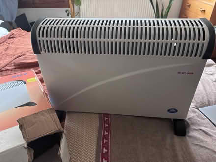 Photo of free Convection heater (Tollington, Finsbury Park N4) #1