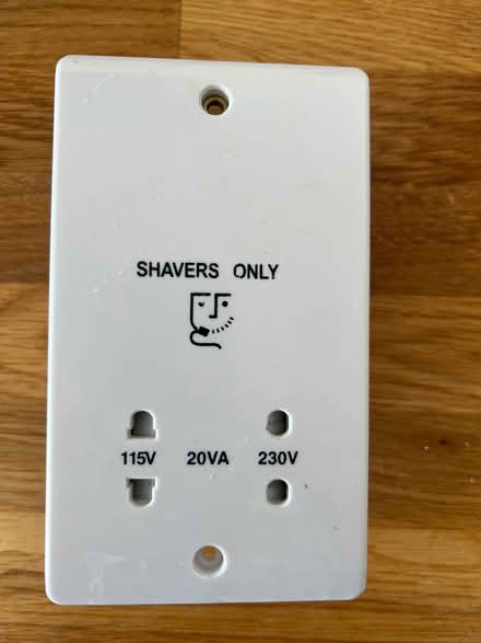Photo of free Shaver Socket (West Oxfordshire OX28) #2