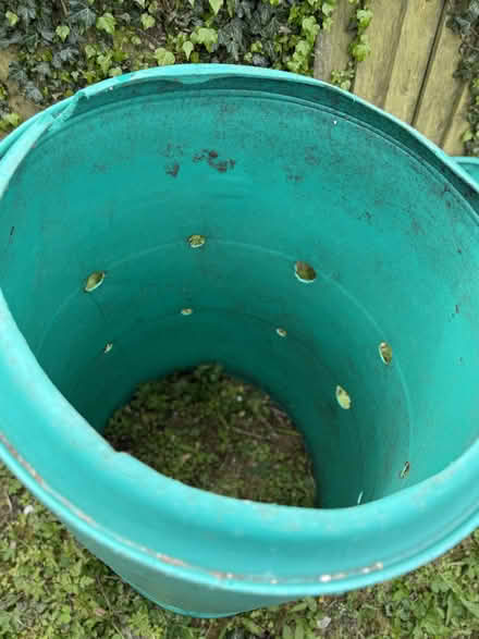 Photo of free Composting bin (bottomless) (Hollingbury BN1) #4