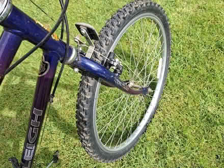 Photo of free Raleigh Enigma Mountain Bike Women 10 Speed (Kings Sutton OX17) #4