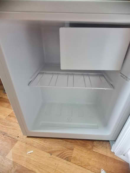 Photo of free Working under counter /mini fridge (SO19) #1