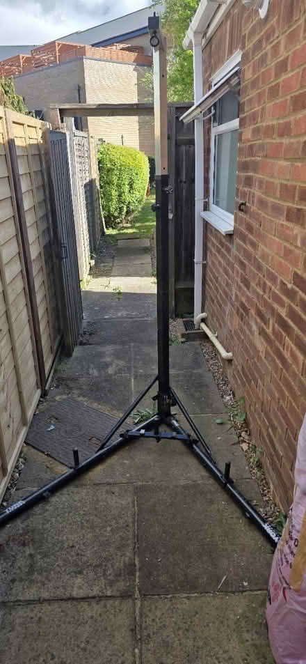 Photo of free York extendable punch bag stand (Lu7) #1