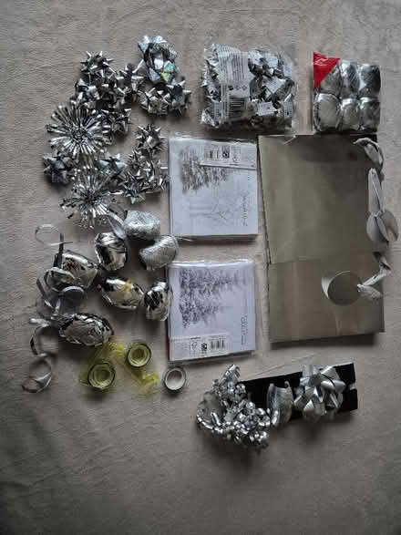 Photo of free Silver Xmas Cards, Bows & Bags (Handforth SK9) #1
