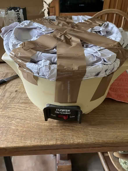 Photo of free Slow cooker - vintage (Goffs Oak EN7) #3
