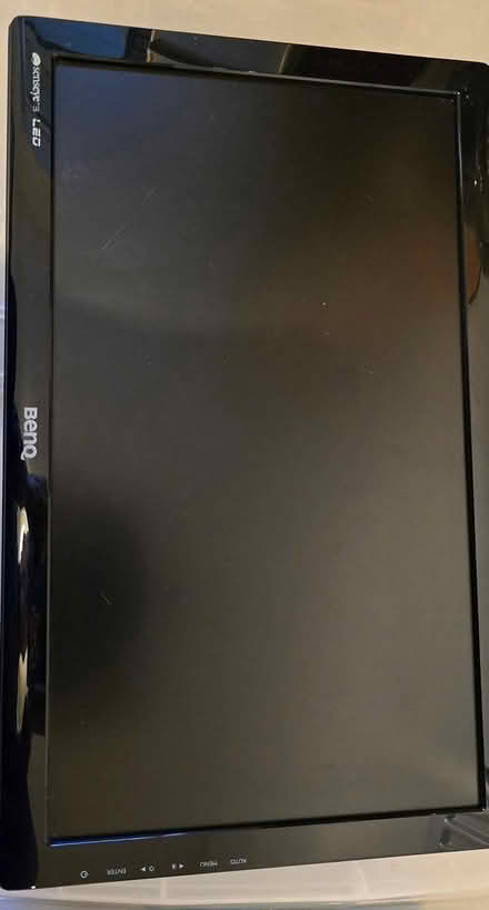 Photo of free Computer Screen (Broadway, Fleetwood FY7 8HF) #2