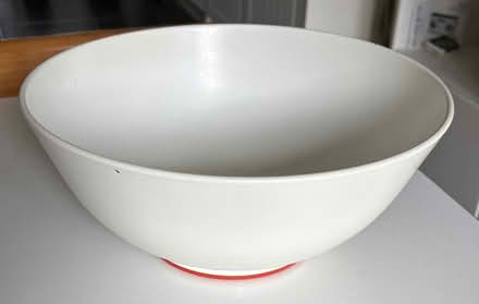 Photo of free Large bowl (Pittville GL50) #1