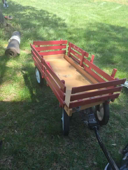 Photo of free Red wagon (Upper Marlboro) #1