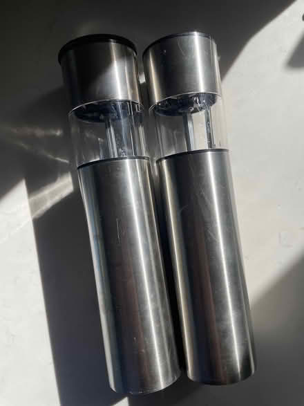 Photo of free Electric Salt & Pepper Shakers (Trumbull) #2