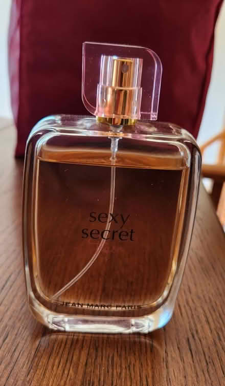 Photo of free Ladies Fragrance (Burhamthorpe & Robert Speck) #1