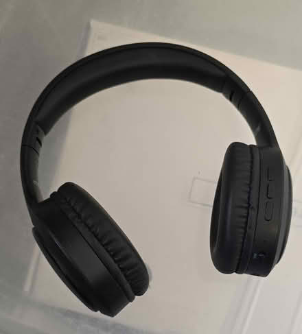 Photo of free Noise cancelling headphones (Broadway, Fleetwood FY7 8HF) #1