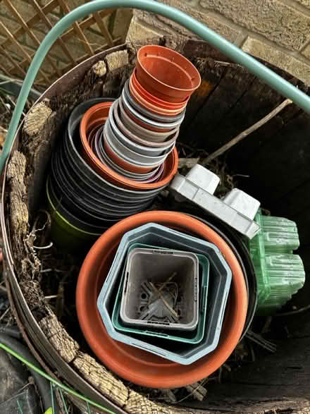 Photo of free Plant pots (Acton W3 8) #1