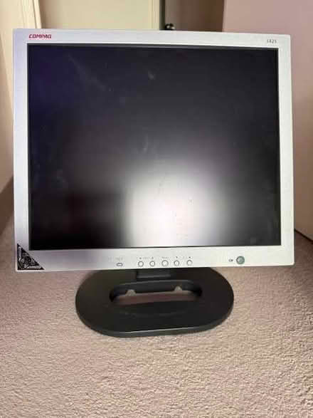 Photo of free Compaq 1825 18" LCD Monitor (Fresh Pond) #1