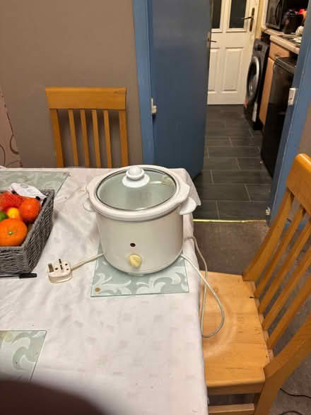 Photo of free Ceramic Slow Cooker (Heath Town WV1) #1