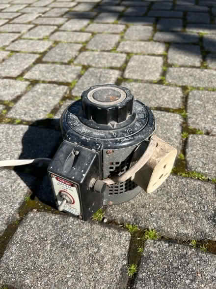 Photo of free Variac mains variable transformer (BA2) #1
