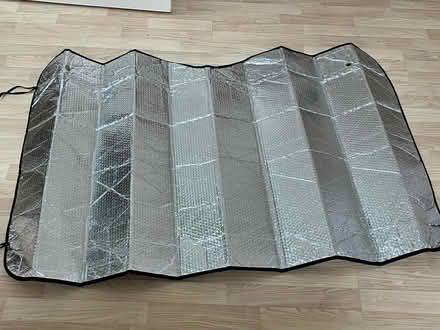 Photo of free Sun Shade for Large Windshield (Wolfe & Reed) #1