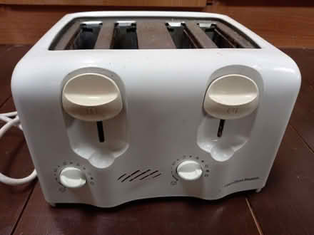 Photo of free 4 slice toaster. Not working, for spares or repair (Slough central SL1) #2