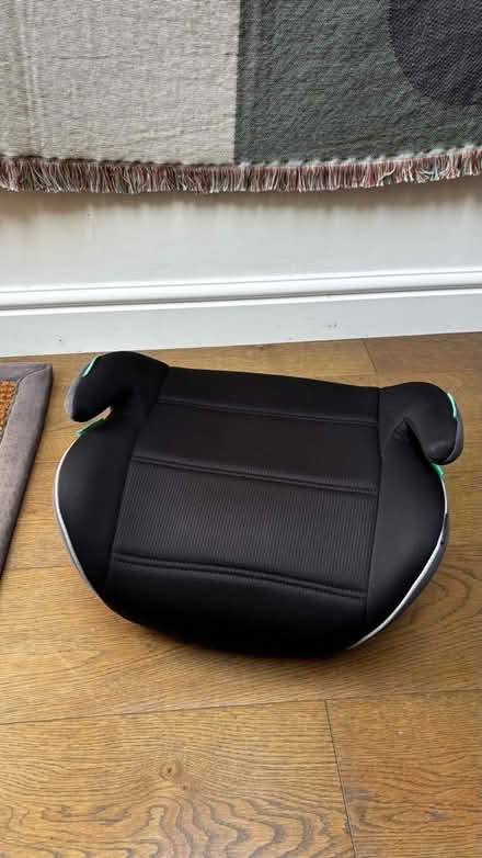 Photo of free Halfords child car seat (Larkhall) #2