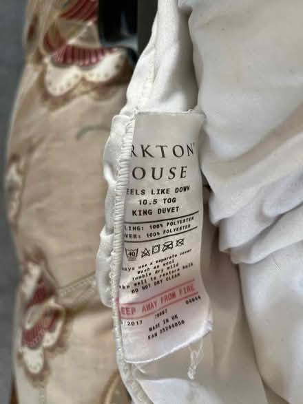 Photo of free 10.5tog king size duvet (Heage DE56) #2