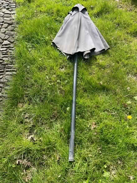 Photo of free Parasol (GU11) #1