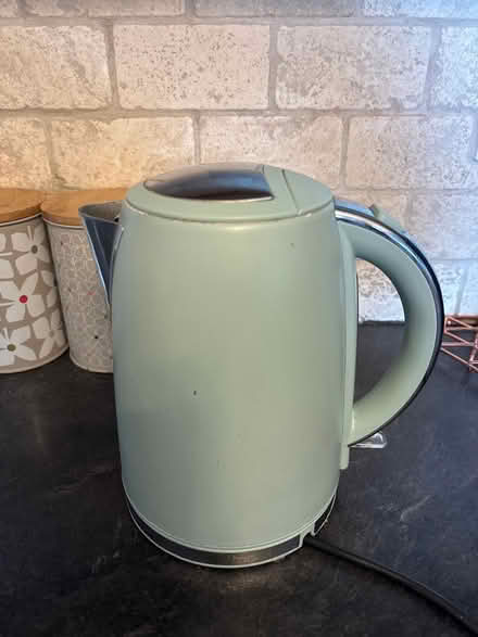 Photo of free Sage green Kettle fully working (Westhouses, Alfreton, DE55) #1
