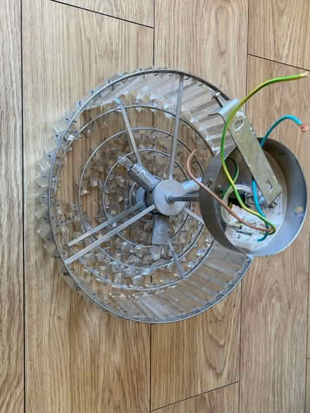 Photo of free Chandelier light (E11) #3