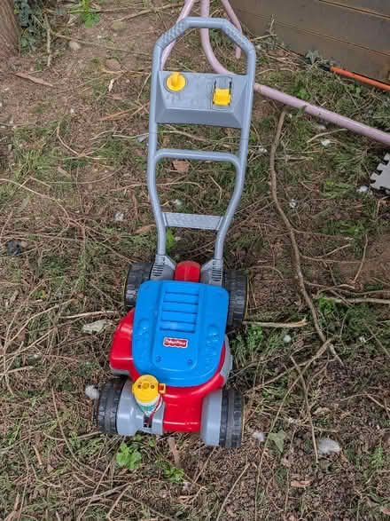 Photo of free Push along children's lawn mower (Chellaston DE73) #1