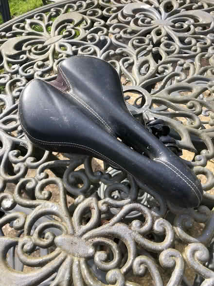 Photo of free gel saddle with bracket (Sedlescombe Street TN33) #1