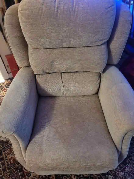 Photo of free Sit to stand, reclining chair (Lodgevale Estate LL14) #1