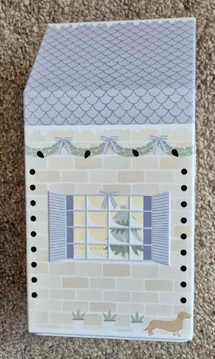 Photo of free Small Novelty Light Up Tin (Handforth SK9) #3