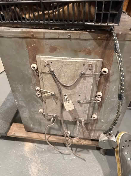 Photo of free Kiln (teaneck) #3