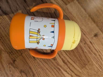 Photo of free THERMOS flask for children (Amersham HP6) #2